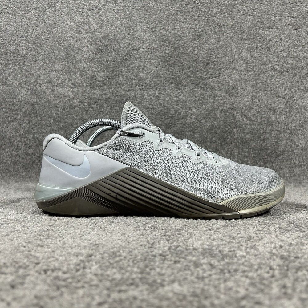 Nike Metcon 5 AQ1189-010 Men’s Size 11 Gray Crossfit Training Gym Shoes Used